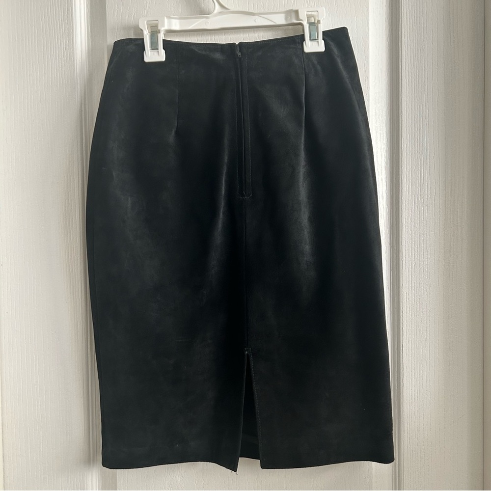 Danier Black Pencil Skirt - Picture 2 of 7